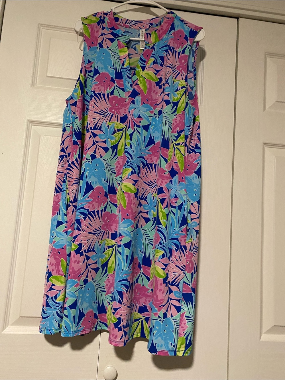 Scarlett Floral Sleeveless Shift Dress in Blue, Pink, Green